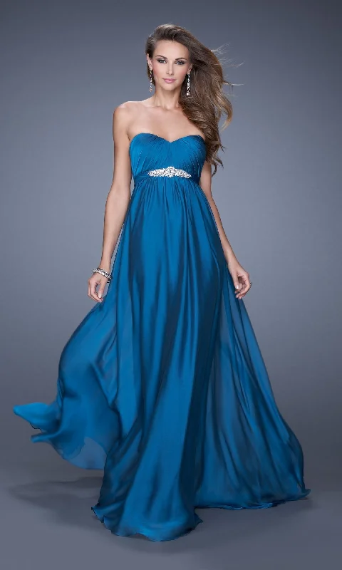 open-back prom dressesEmpire-Waist La Femme Strapless Prom Dress 20625