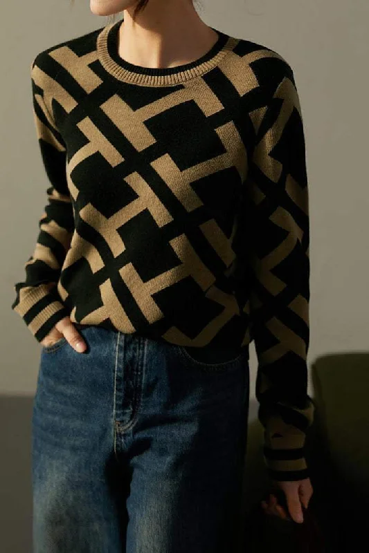 Stylish Trendy Pullover SweatersModern Minimalist Geometric Pattern Knit Sweater