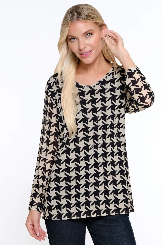 women's tops for cozy nights inPrinted Knit Mesh V-Neck Tunic - Black/Ivory