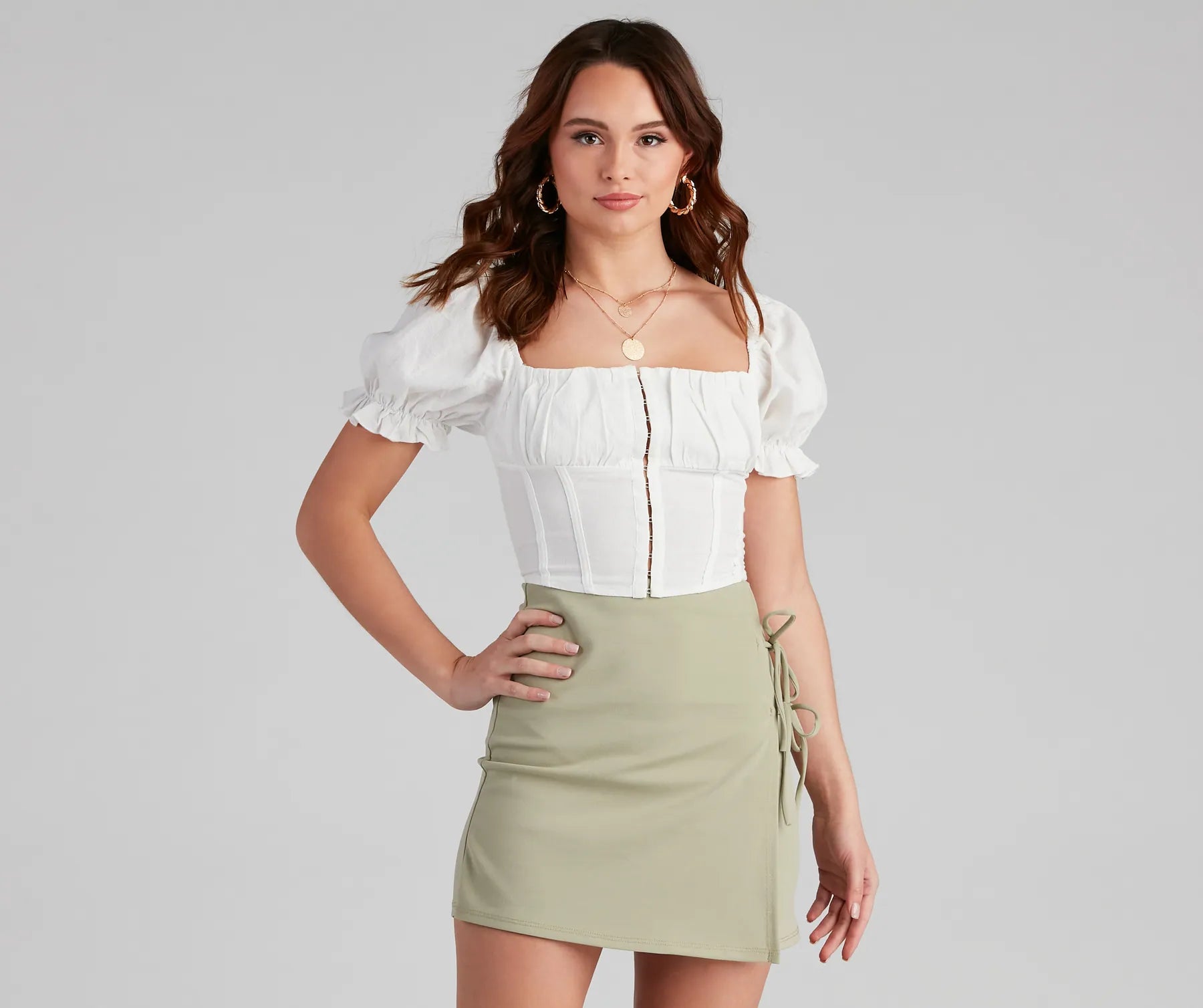 women's tops for those who want to add a pop of color to their outfitsCutie Puff Linen Corset Top