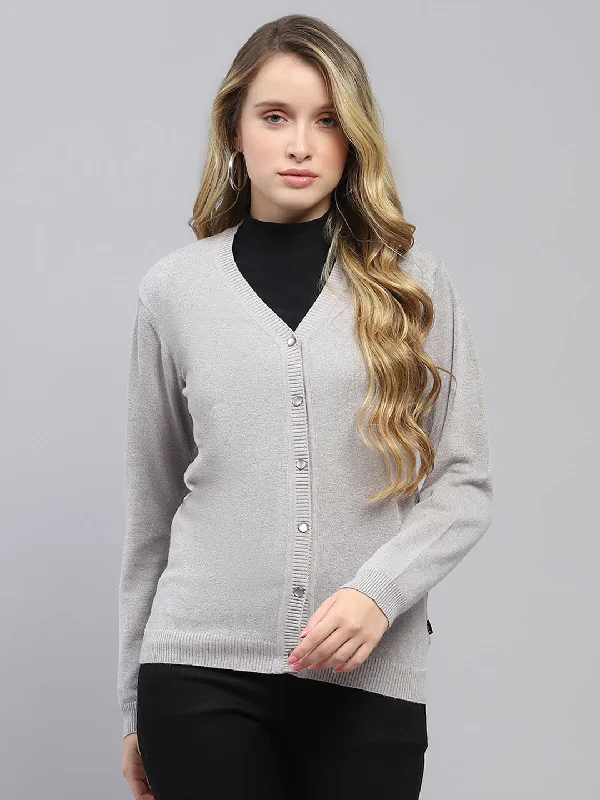 Plus-Size Flannel SweatersWomen Grey Solid V Neck Full Sleeve Cardigan