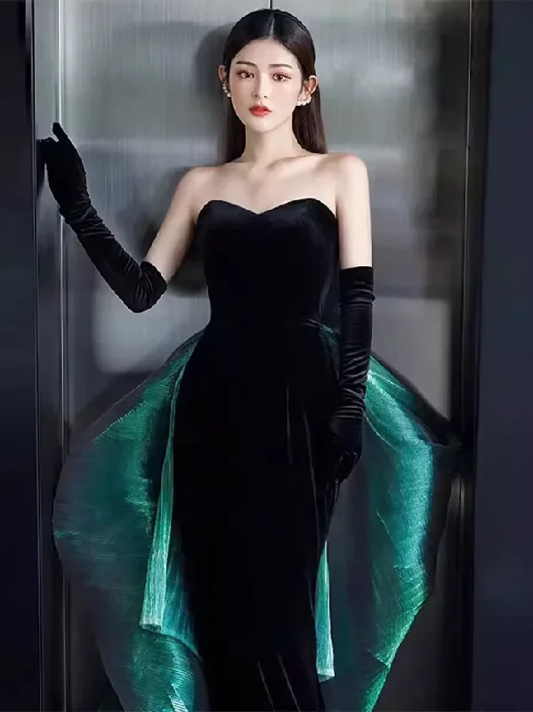 high-slit prom dressesSexy Mermaid Long Black Velvet Prom Dresses Long Prom Gown With Gloves Y7286