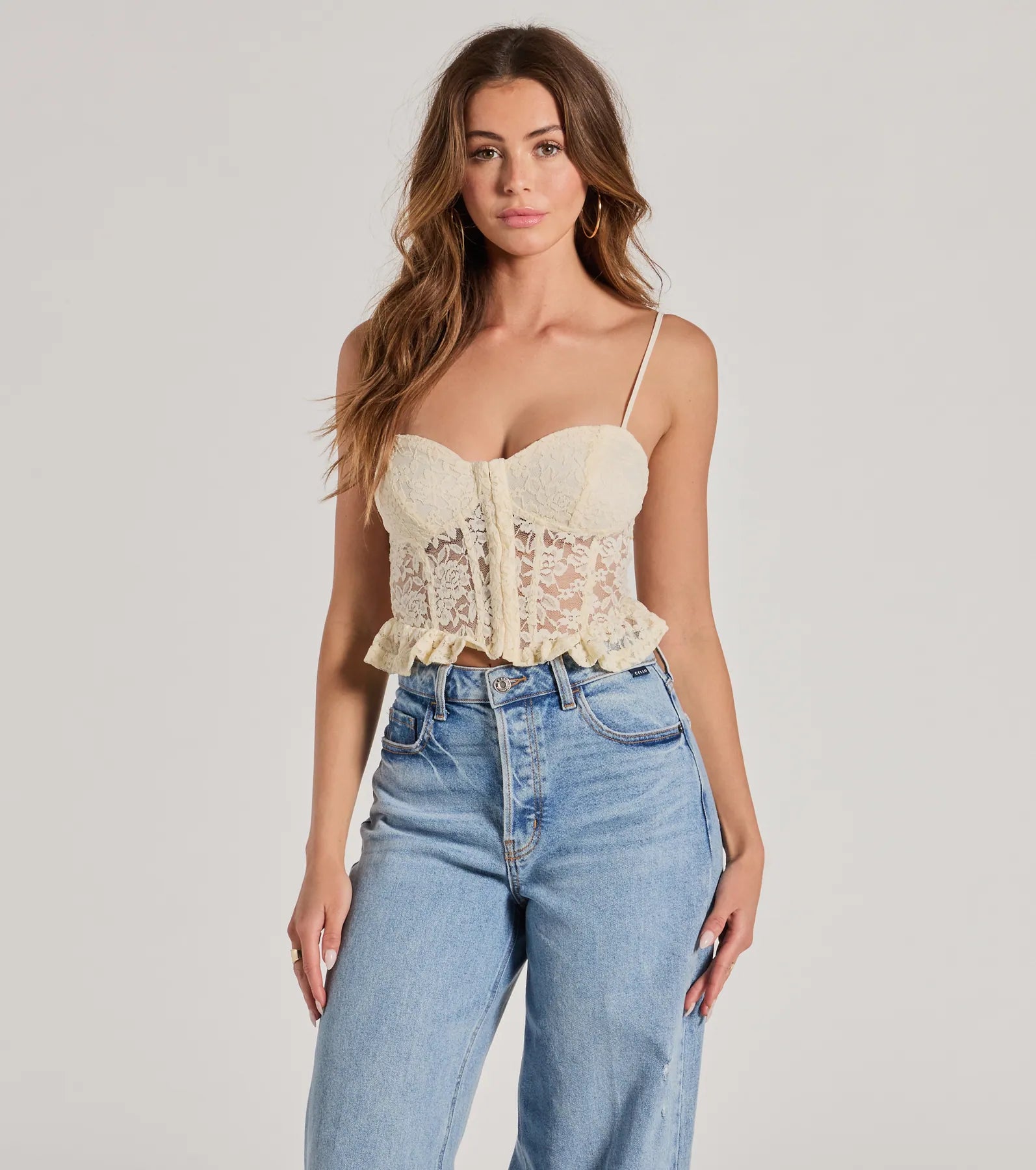 women's tops for those who want to show off their figure in a flattering wayDream Romance Sweetheart Floral Lace Peplum Top