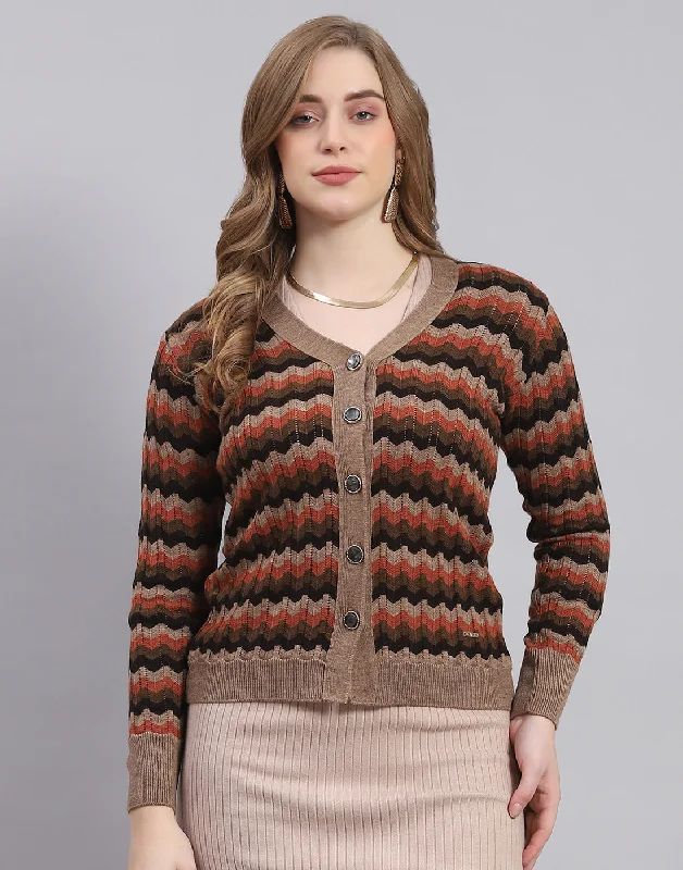 Knitted Crewneck SweatersWomen Brown Self Design V Neck Full Sleeve Sweater