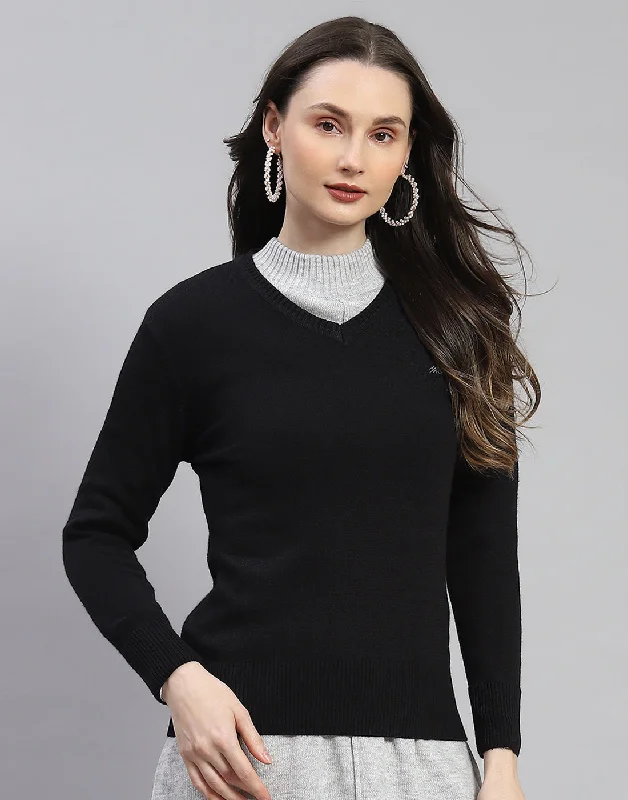 Wholesale SweatersWomen Black Solid V Neck Full Sleeve Sweater