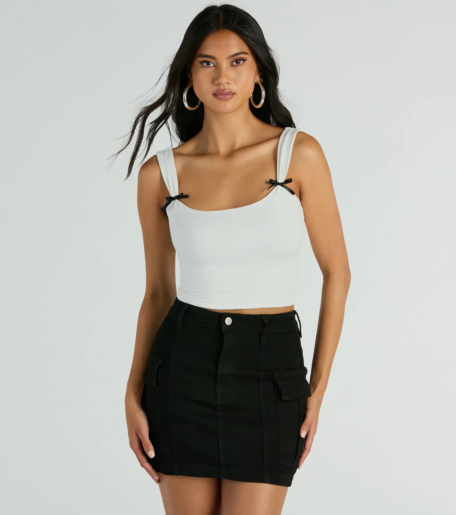 women's tops for those who want to create outfits that reflect their personal style and sense of fashionAdorable Icon Scoop Neck Bow Crop Top